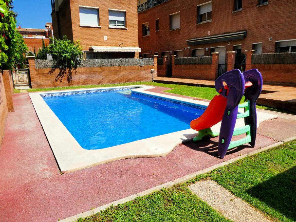 Beach House Castelldefels Ngoại thất bức ảnh